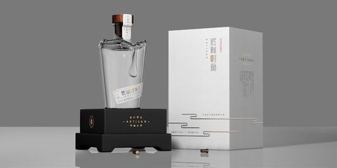 悟境創(chuàng)意丨匠心造物，酒韻天成——匠人酒業(yè)白酒包裝設(shè)計的哲學與美學