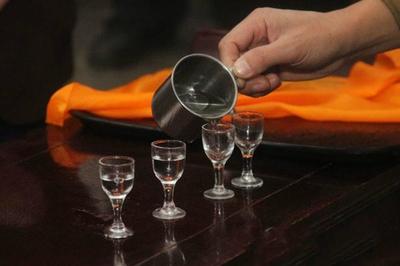 原漿酒 新酒初成，并非佳飲